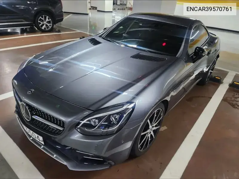 Mercedes-Benz SLC-klasse 2017 года выпуска