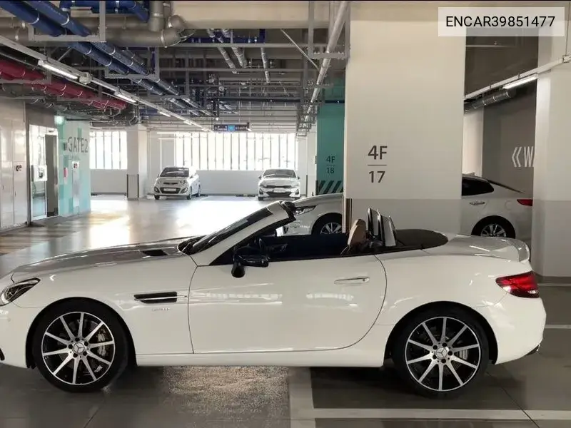 Mercedes-Benz SLC-klasse 2017 года выпуска