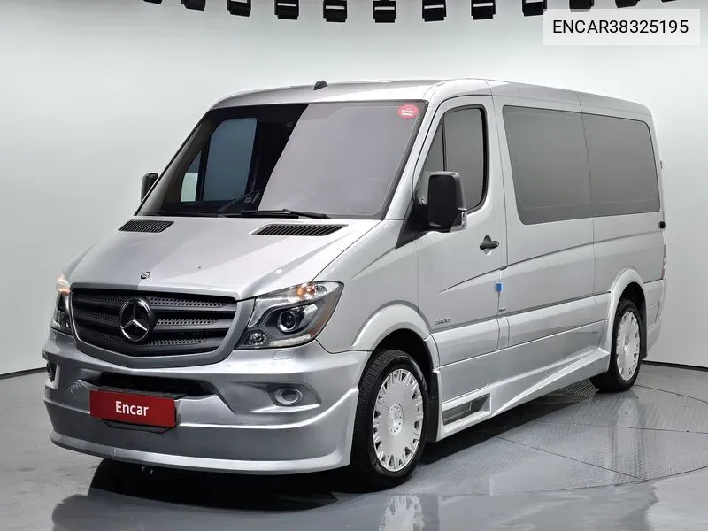 Mercedes-Benz Sprinter 2015 года выпуска