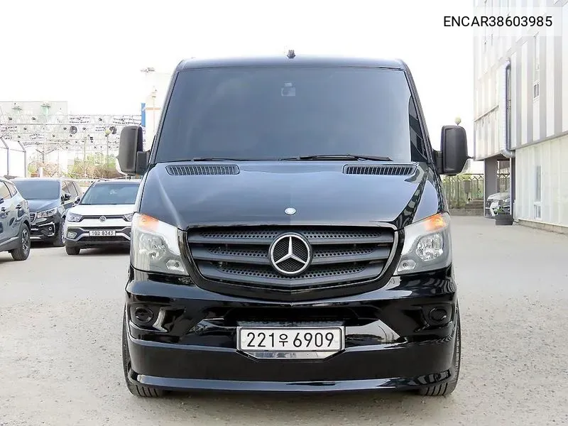 Mercedes-Benz Sprinter 2015 года выпуска
