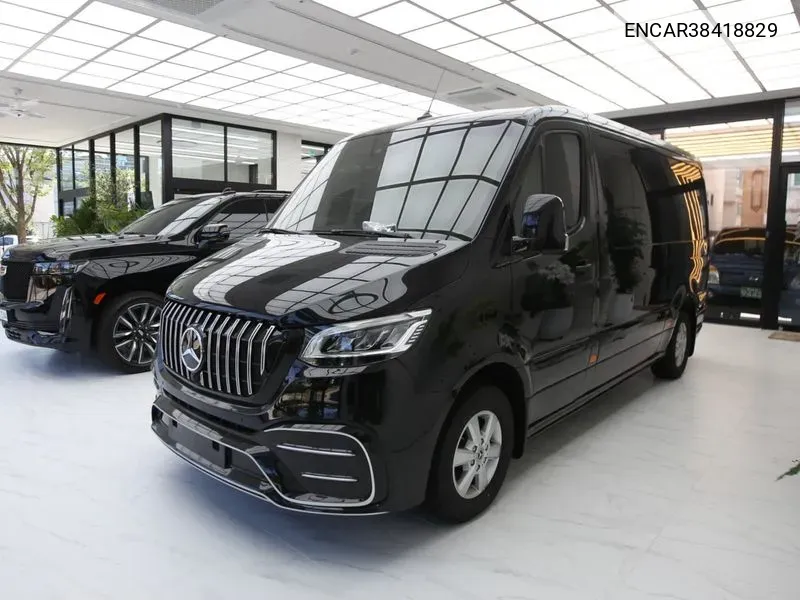 Mercedes-Benz Sprinter 2023 года выпуска