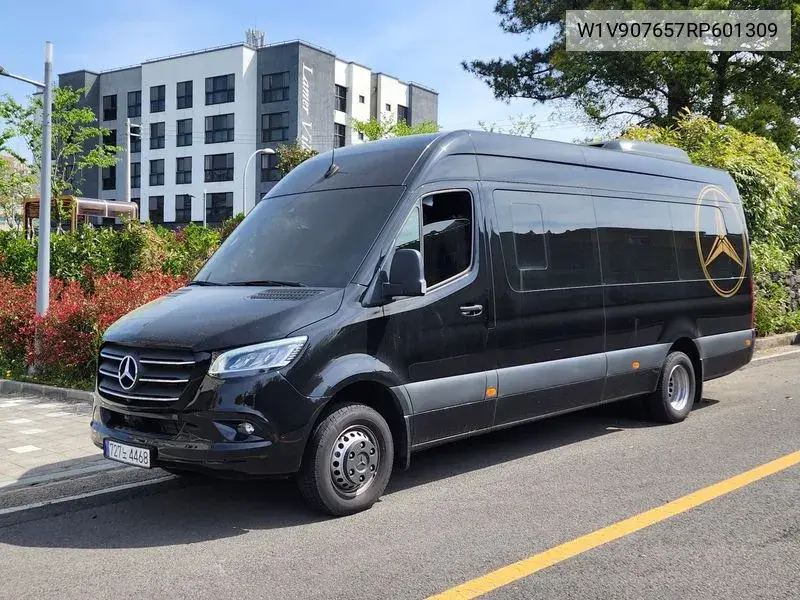 Mercedes-Benz Sprinter 2023 года выпуска