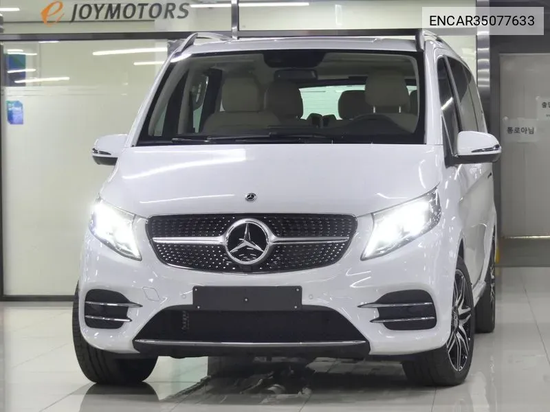 Mercedes-Benz V-klasse 2023 года выпуска