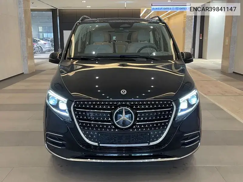 Mercedes-Benz V-klasse 2025 года выпуска