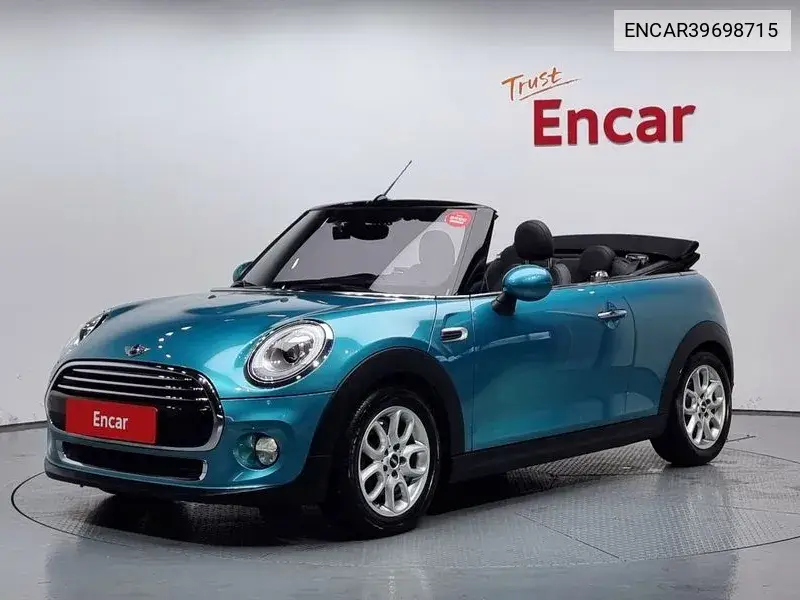 MINI Convertible 2016 года выпуска