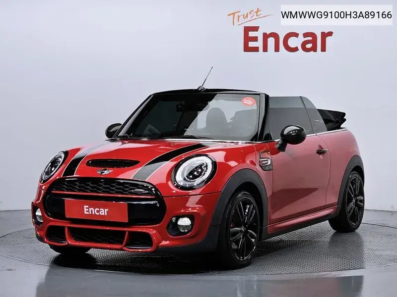 MINI Convertible 2016 года выпуска