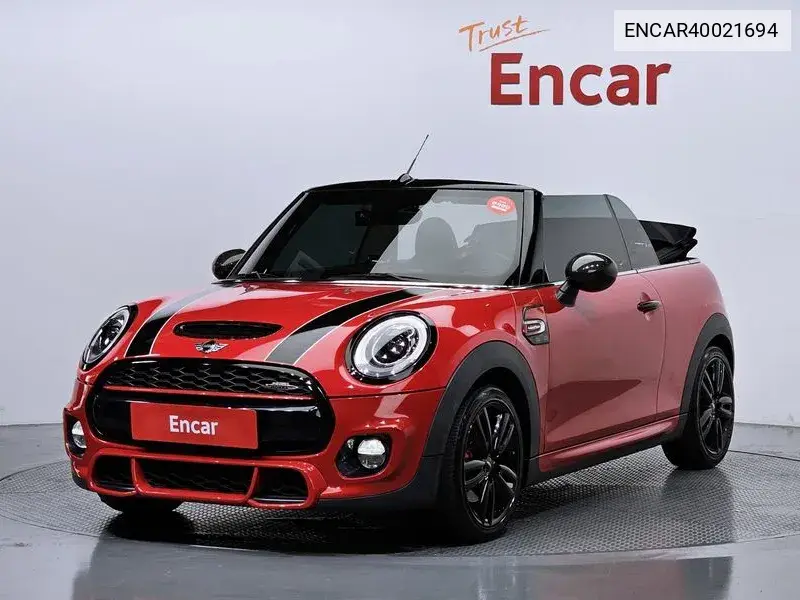 MINI Convertible 2016 года выпуска