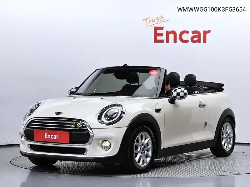 MINI Convertible 2019 года выпуска