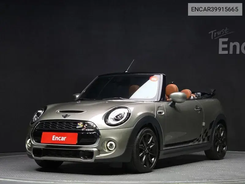 MINI Convertible 2020 года выпуска