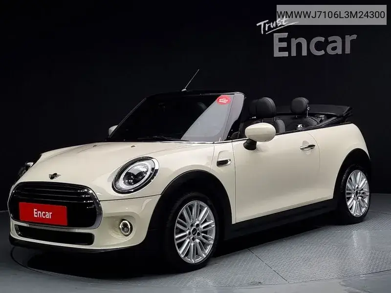 MINI Convertible 2020 года выпуска