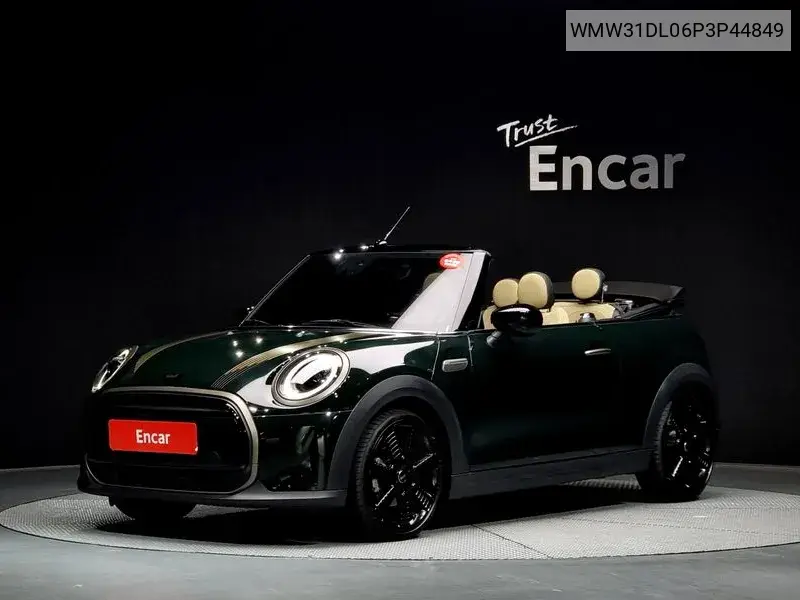 MINI Convertible 2022 года выпуска