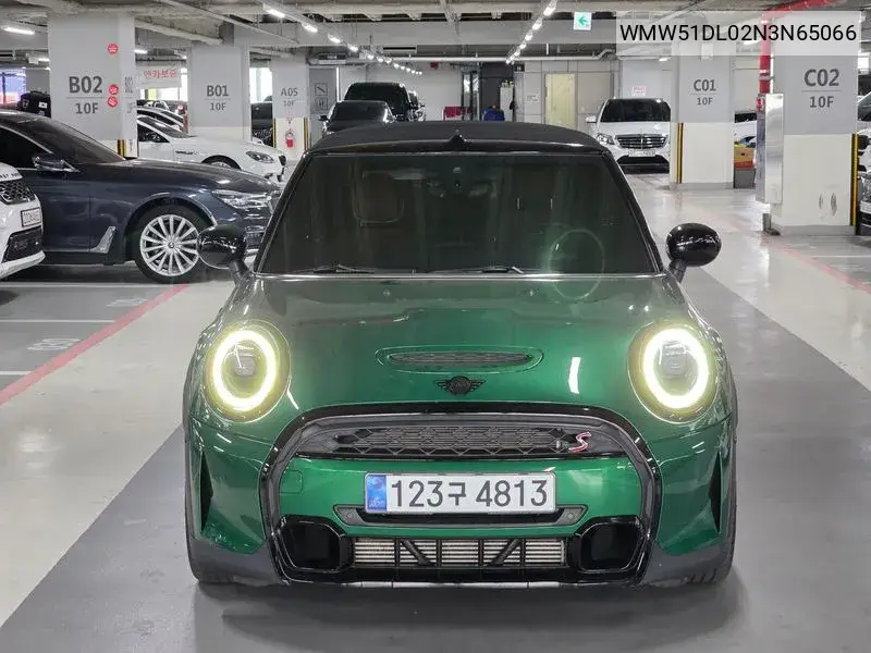 MINI Convertible 2022 года выпуска