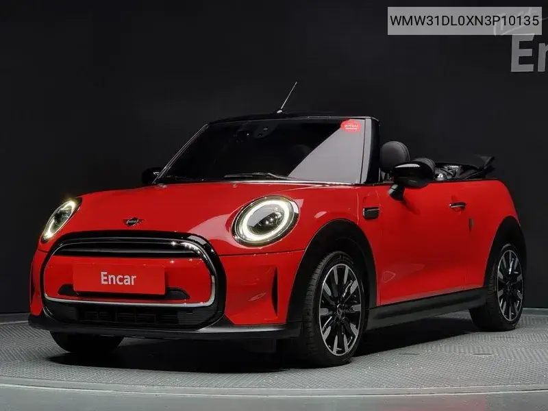 MINI Convertible 2022 года выпуска