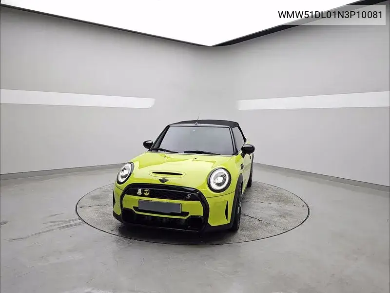 MINI Convertible 2022 года выпуска