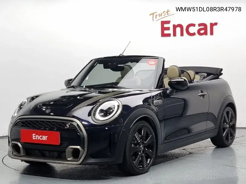 MINI Convertible 2023 года выпуска