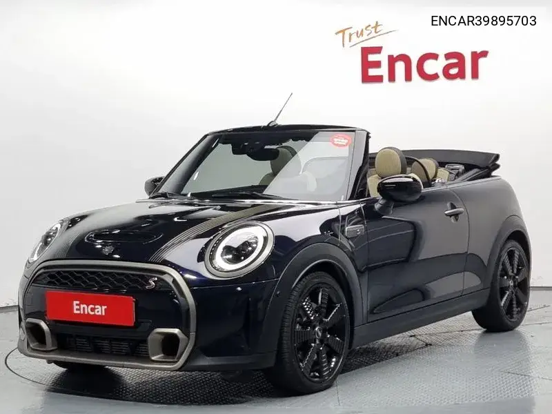 MINI Convertible 2023 года выпуска