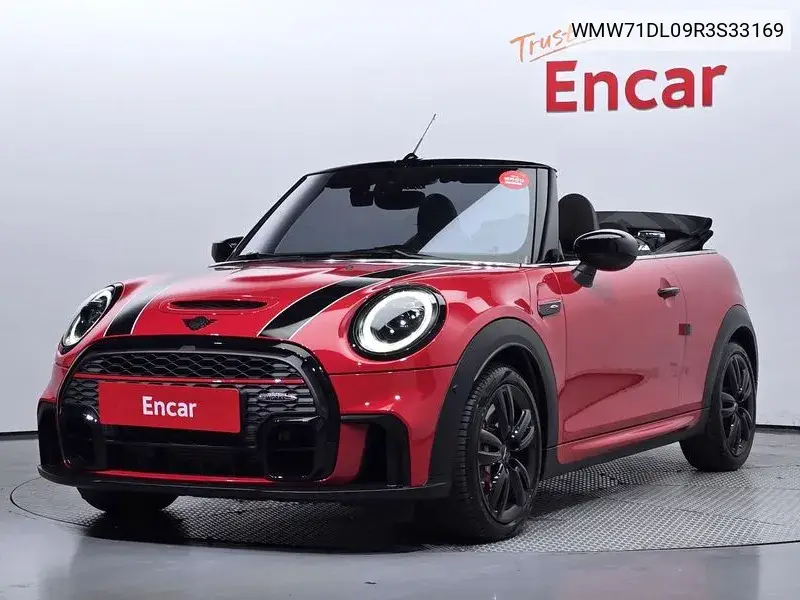 MINI Convertible 2024 года выпуска