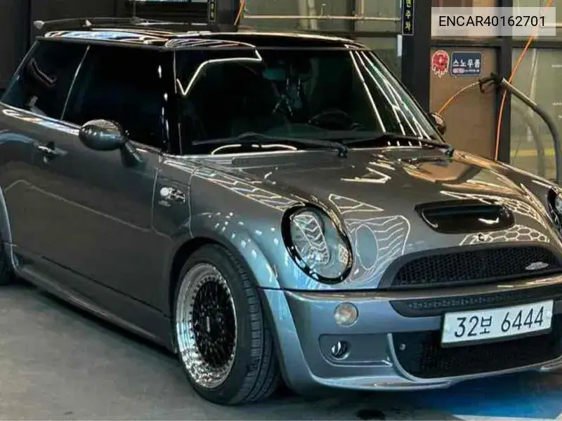 MINI Cooper 2005 года выпуска