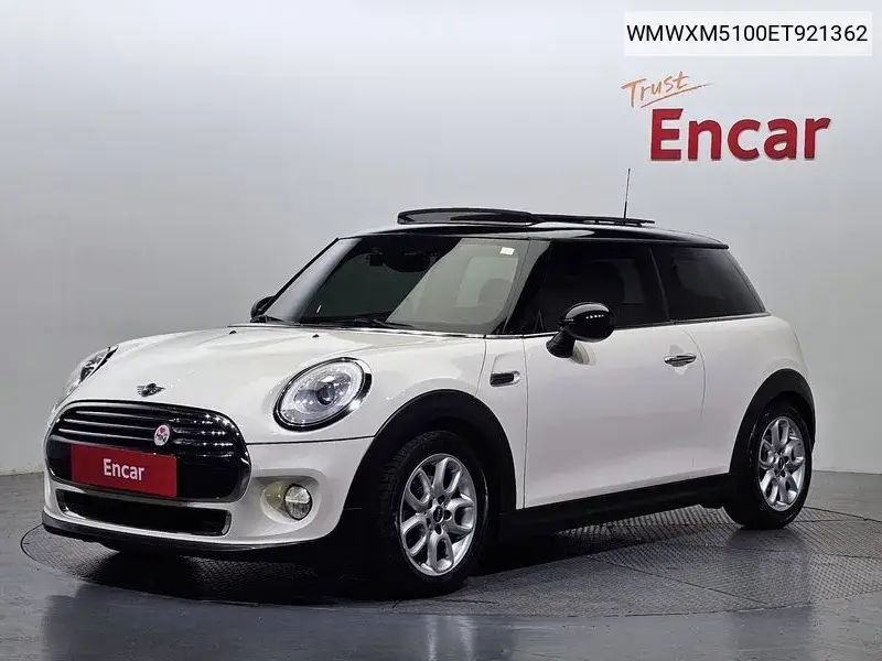 MINI Cooper 2014 года выпуска