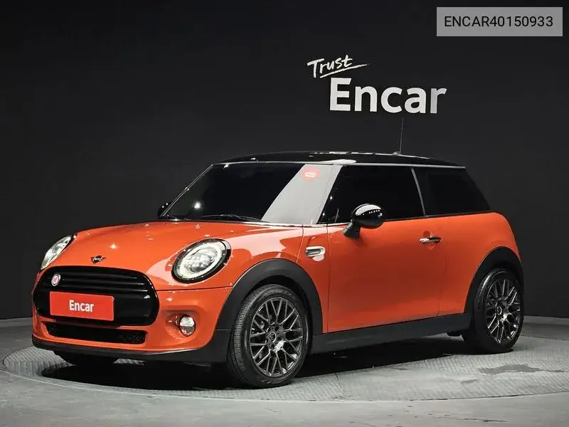 MINI Cooper 2019 года выпуска