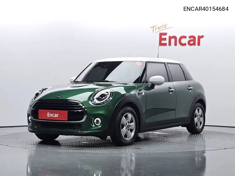 MINI Cooper 2020 года выпуска