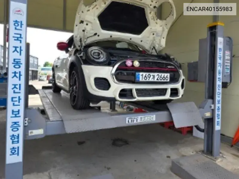 MINI Cooper 2020 года выпуска