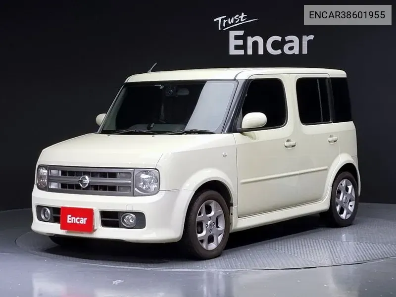 Nissan Cube 2005 года выпуска