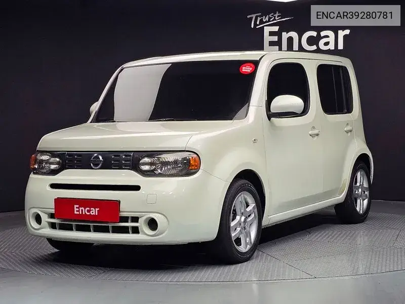 Nissan Cube 2011 года выпуска