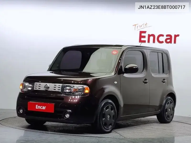 Nissan Cube 2011 года выпуска