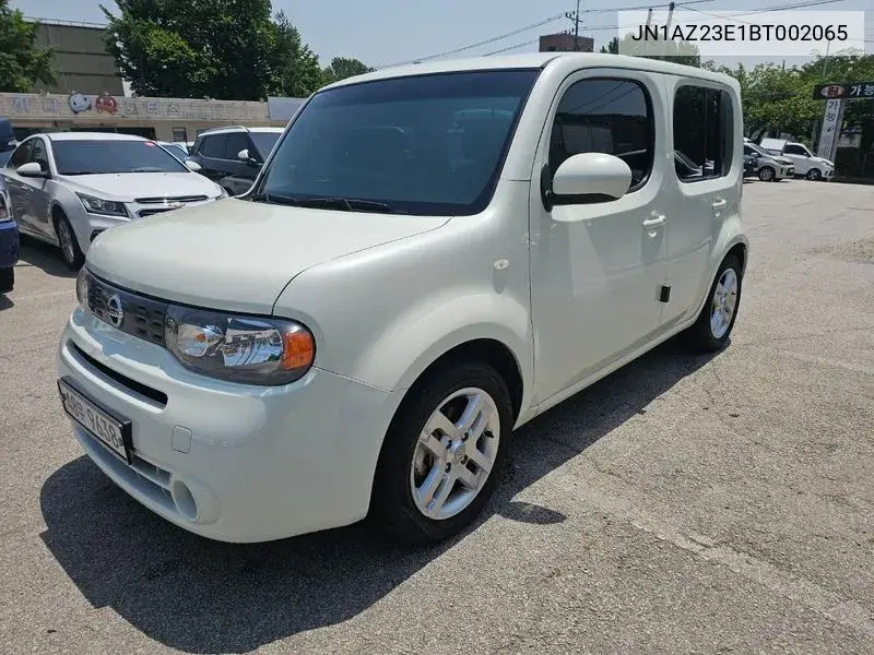 Nissan Cube 2011 года выпуска