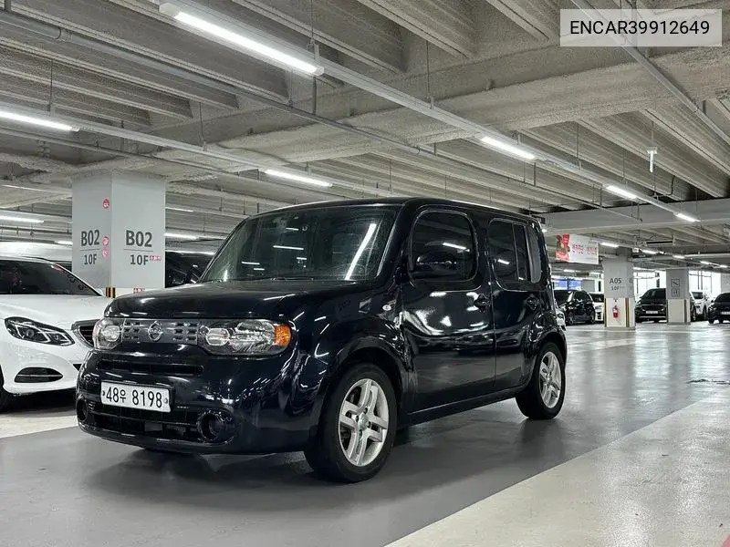 Nissan Cube 2011 года выпуска
