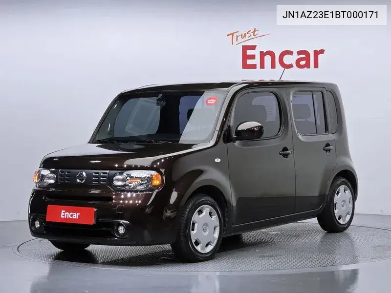 Nissan Cube 2011 года выпуска