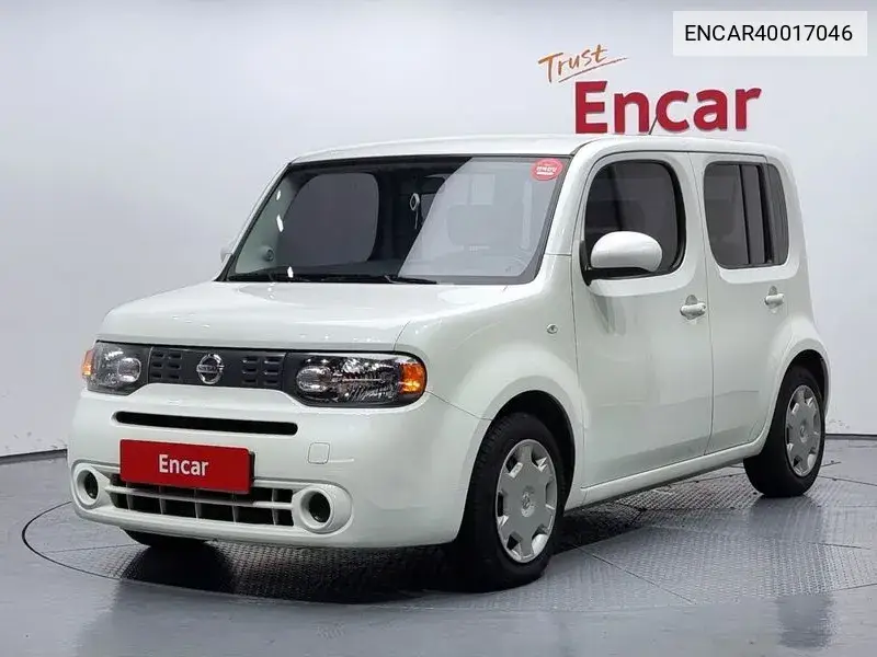 Nissan Cube 2011 года выпуска