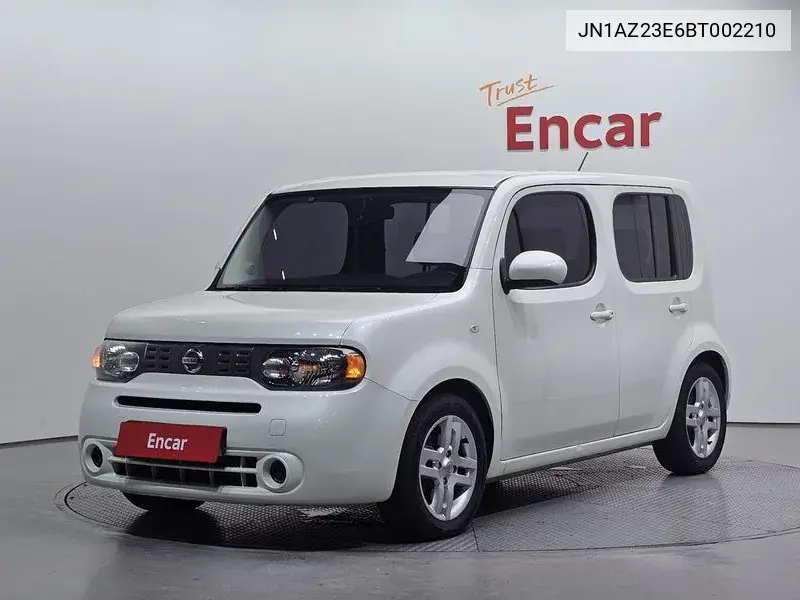 Nissan Cube 2011 года выпуска