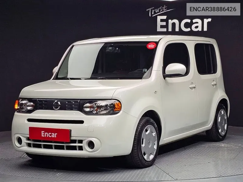 Nissan Cube 2012 года выпуска