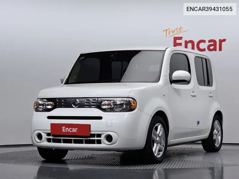 Nissan Cube 2012 года выпуска
