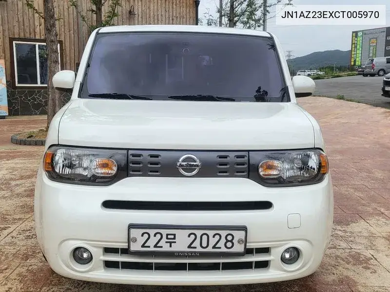 Nissan Cube 2012 года выпуска