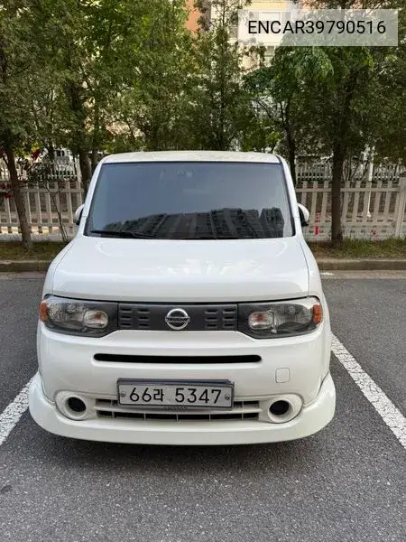 Nissan Cube 2012 года выпуска