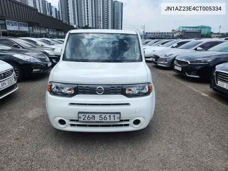 Nissan Cube 2012 года выпуска