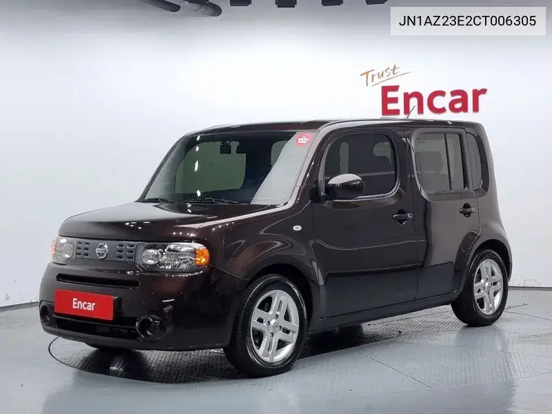 Nissan Cube 2012 года выпуска