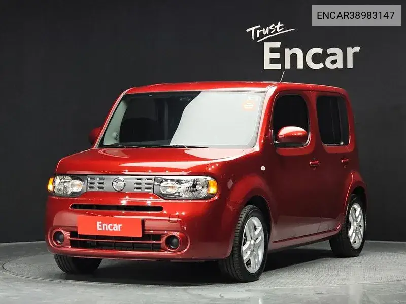 Nissan Cube 2013 года выпуска