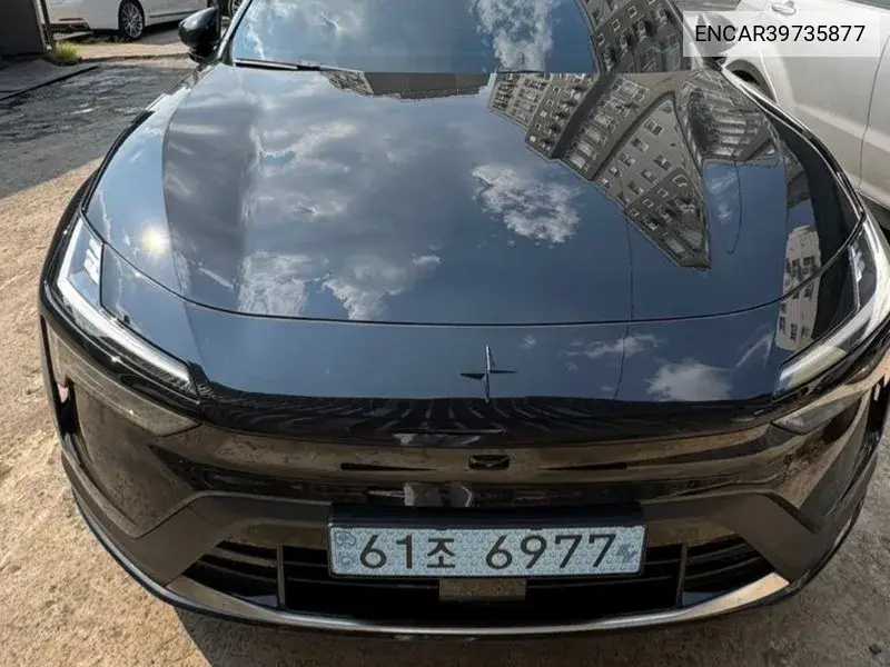 Polestar 4 2025 года выпуска