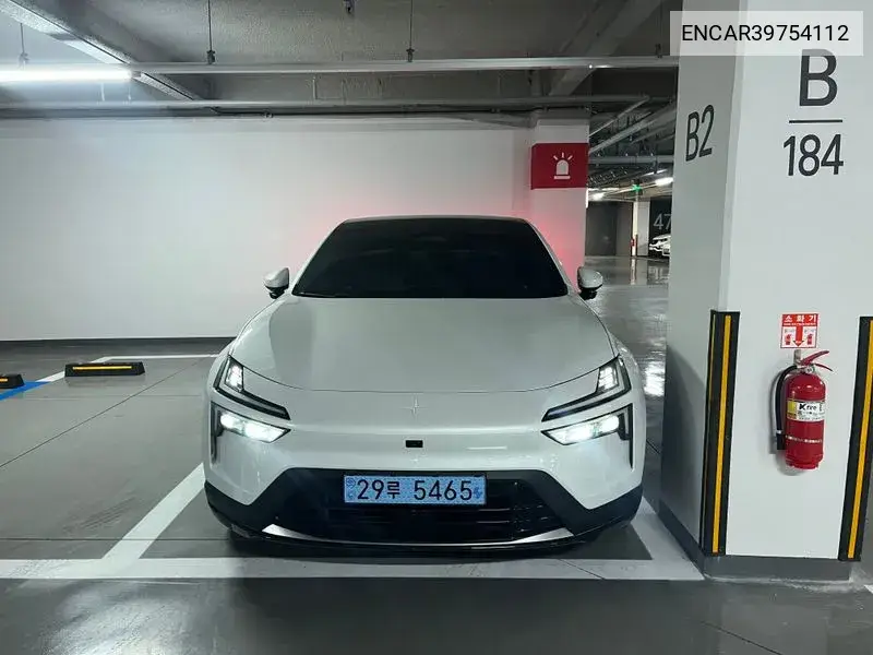 Polestar 4 2025 года выпуска