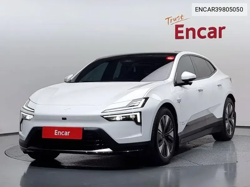 Polestar 4 2025 года выпуска