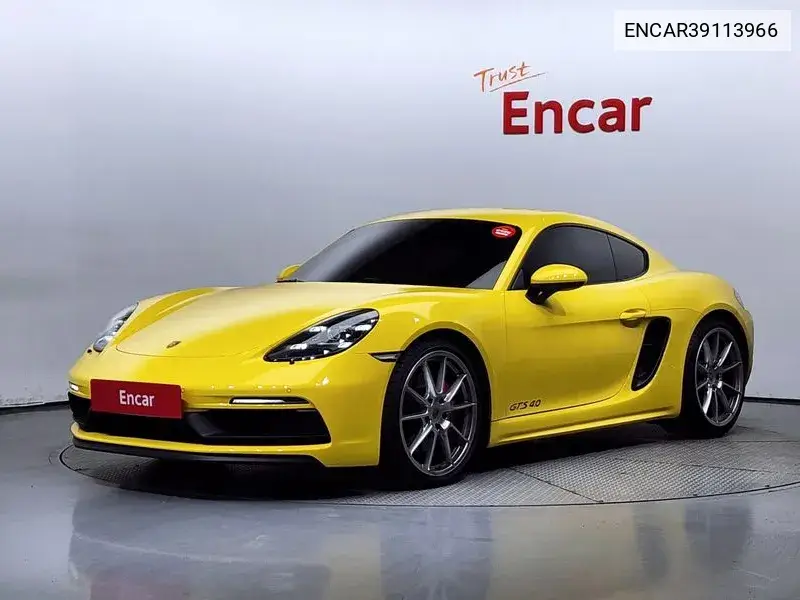 Porsche 718 2021 года выпуска
