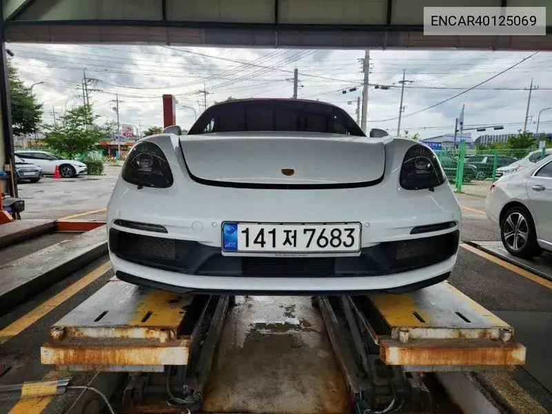 Porsche 718 2021 года выпуска
