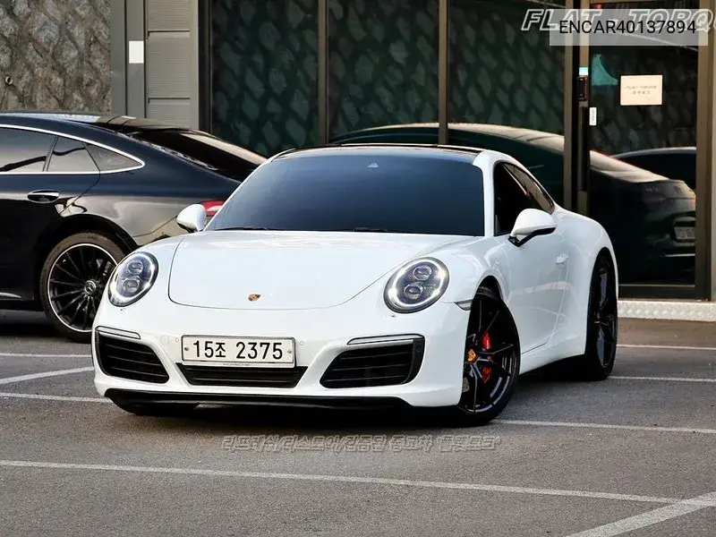 Porsche 911 2017 года выпуска