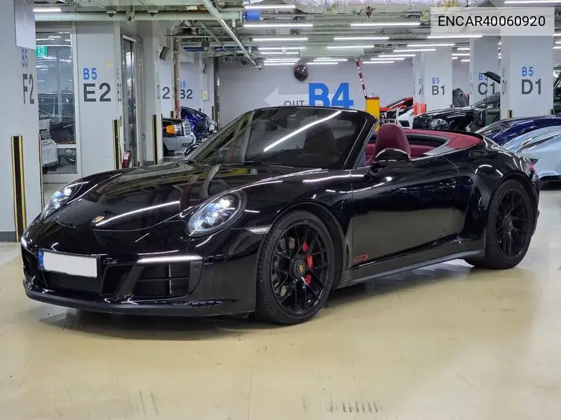Porsche 911 2018 года выпуска