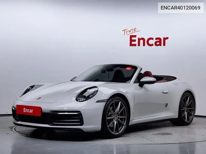 Porsche 911 2020 года выпуска