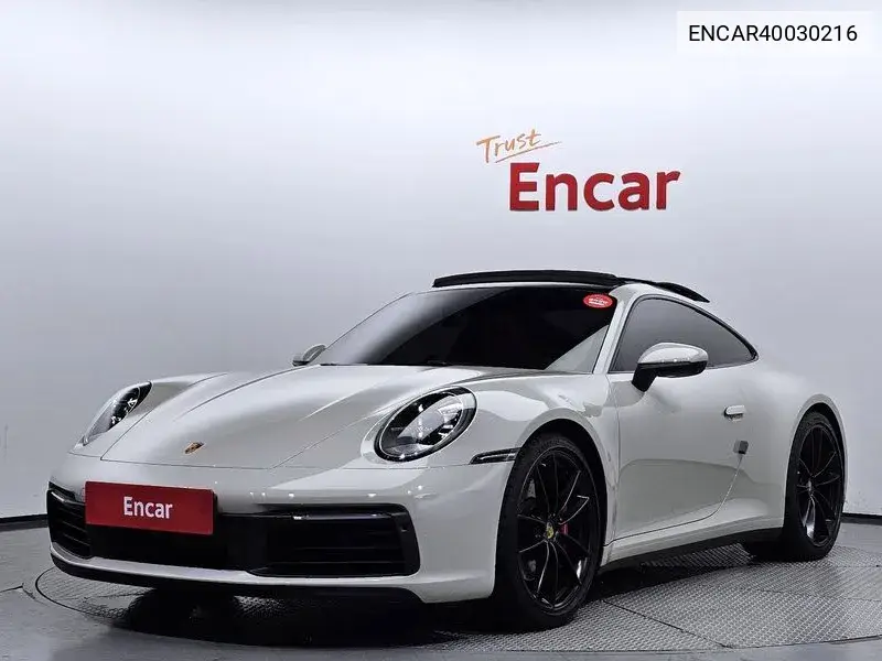 Porsche 911 2021 года выпуска
